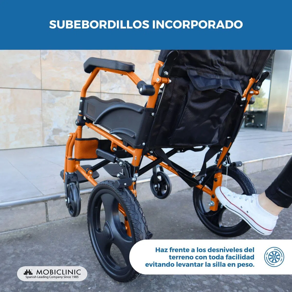 Mobiclinic®, Silla de ruedas, Plegable, Ligera, Dos sistemas freno, Respaldo, Aluminio, Reposapiés abatibles, Modelo pirámide, Pequeñas, Reposabrazos fijos (Naranja, 46 cm)